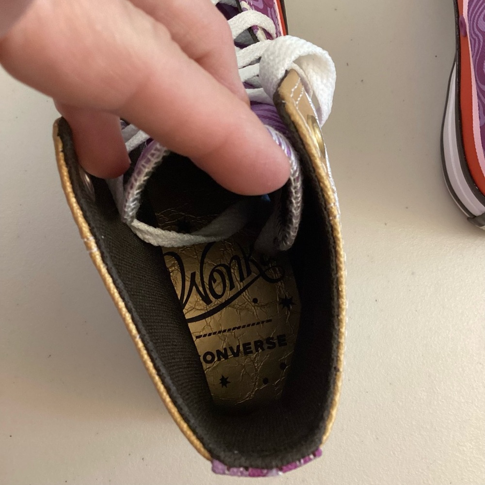 Converse 7 New Willy Wonka Chuck Taylor All Star High Purple Swirl Sneakers - Picture 8 of 15
